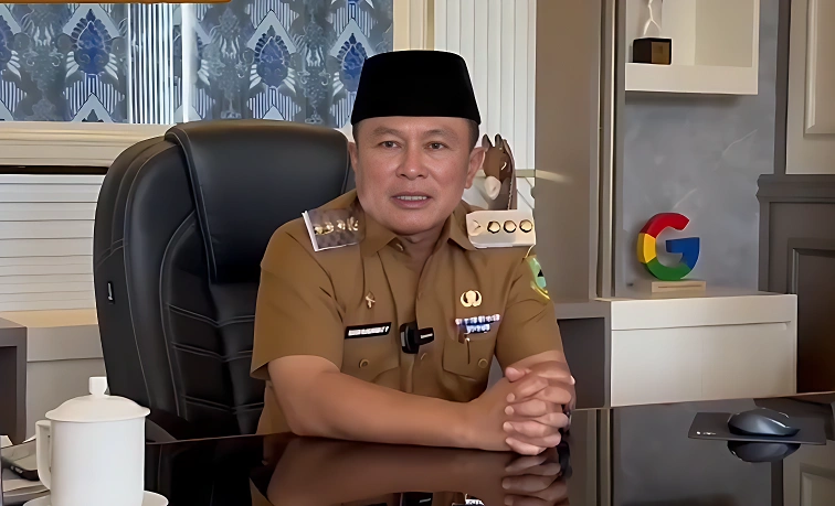 Biodata dan Agama Dian Rachmat Yanuar, Bupati Kuningan yang Murka soal Galian Ilegal