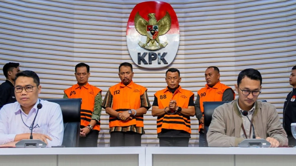 KPK menetapkan empat orang sebagai tersangka dalam kasus suap di Ponorogo. [Ist]