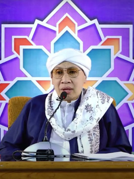 Buya Yahya (X)