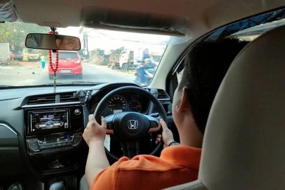 Cara Membuat Mobil Lebih Irit Bensin