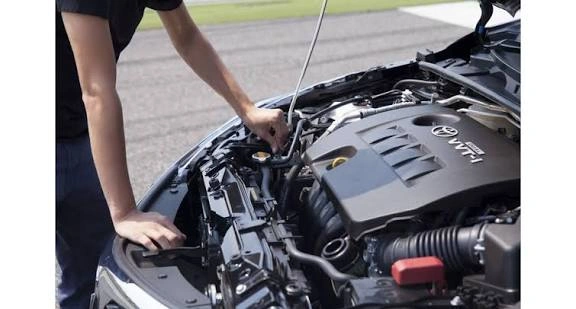 Mesin Mobil Gampang Panas? Cek 4 Tanda Air Radiator Wajib Diganti