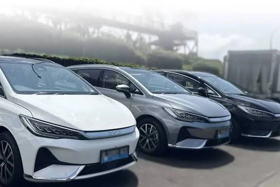 Nilai Jual Kembali Mobil Listrik Cepat Anjlok? Ini Penyebab Utamanya