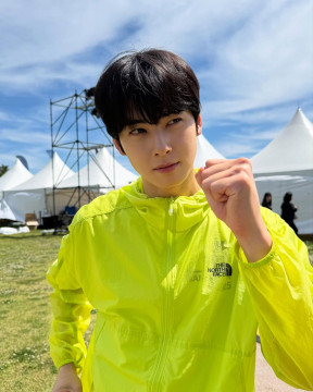 Cha Eun Woo. (Instagram/@eunwo.o_c)