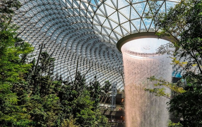 WNI Pilih ke Singapura di Tengah Gejolak Indonesia, Intip Promo Liburan Hemat di Changi