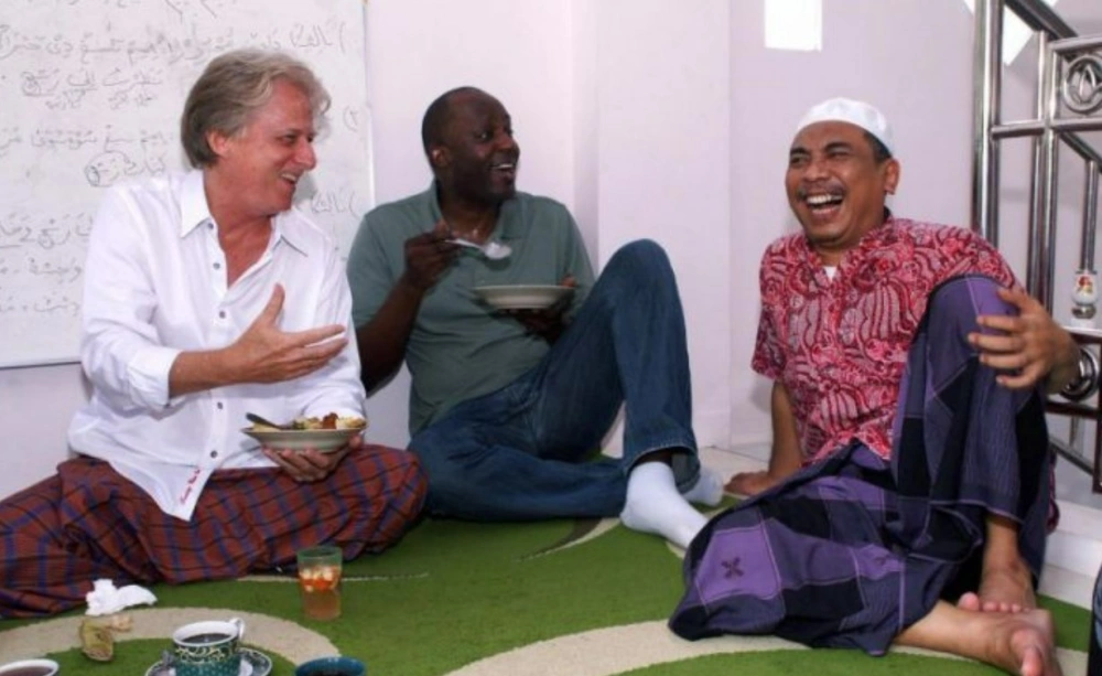 Charles Holland Taylor dipecat dari posisinya sebagai Penasihat Khusus Ketum PBNU [X]