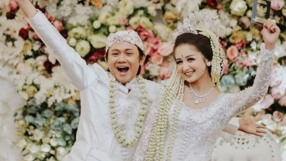 Damar saat menikah dengan Sehnaz Nur Nabiilah. [Instagram]