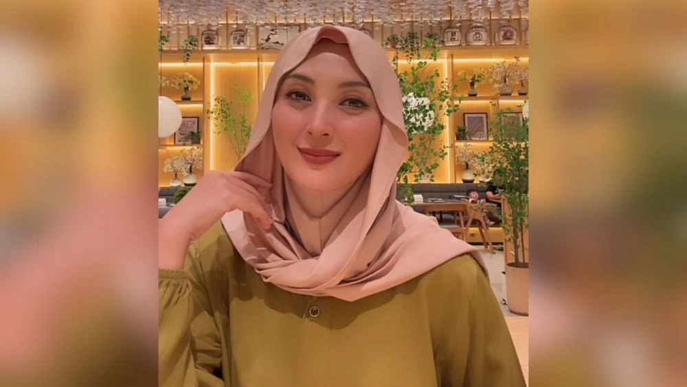 Della Puspita akui digugat cerai Arman Wosi. [Instagram @dellapuspita00]