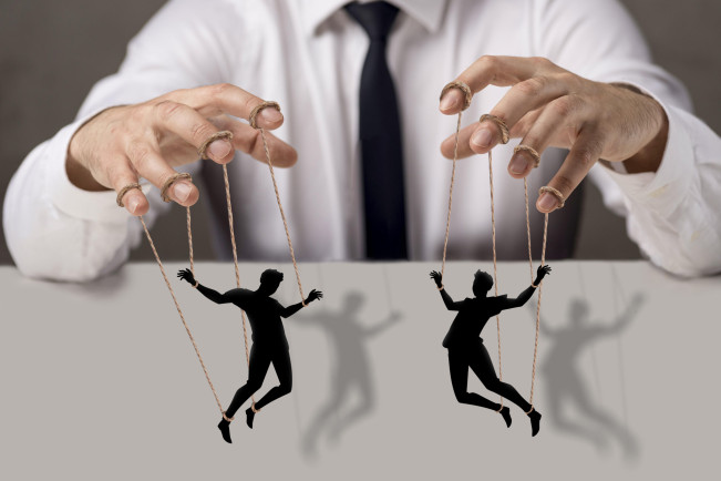 Seseorang dengan "Control Freak" Cenderung Membahayakan