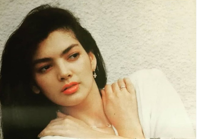 Ida Iasha Pindah Agama hingga Ganti Nama, Ternyata Karena Sutradara di Film Ini