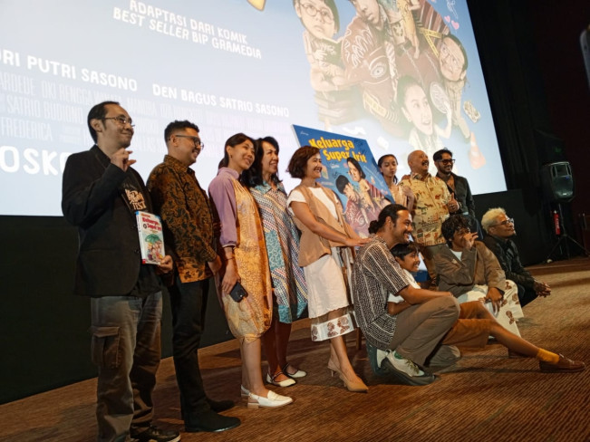 Keluarga Super Irit”: Kisah Keluarga, PHK, dan Crypto dalam Balutan Komedi