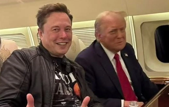 Elon Musk bersama Donald Trump [Instagram]