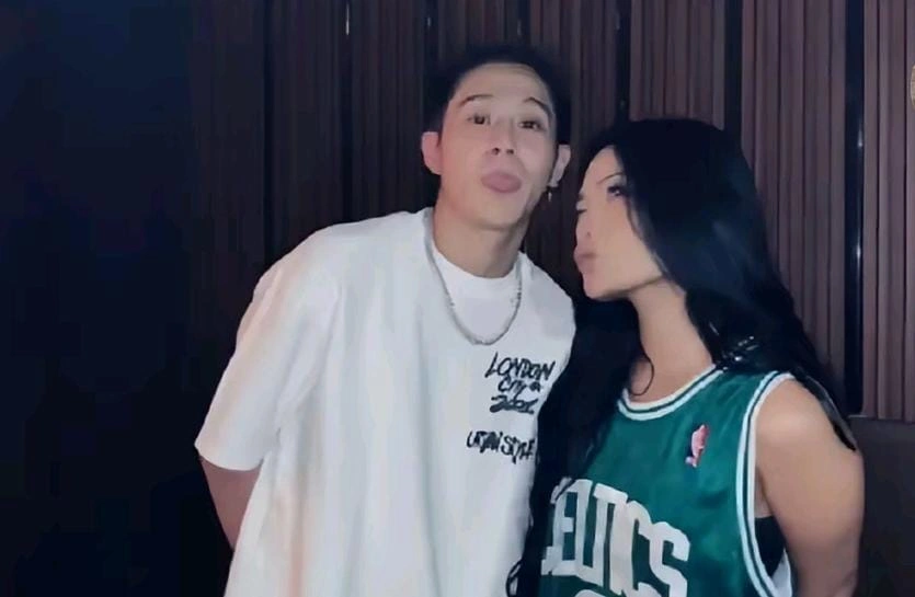 Erika Carlina Cabut Laporan Dj Panda