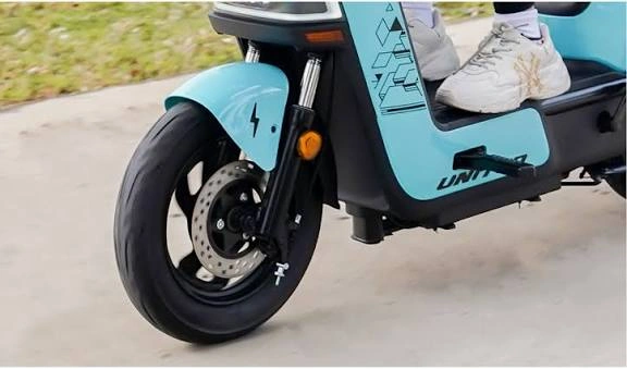 Faktor Teknis Ban Motor Listrik Cepat Botak Dan Kampas Rem Tipis