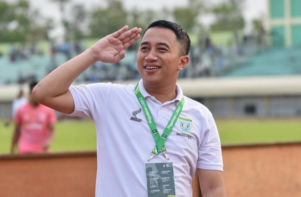 Fariz Julinar Maurisal mengumumkan mundur dari Persela Lamongan. [Instagram @farizjulinarmaurisal]