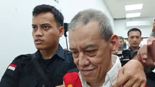 Fariz RM di PN jakarta Selatan usai sidang narkoba. [FTNews]