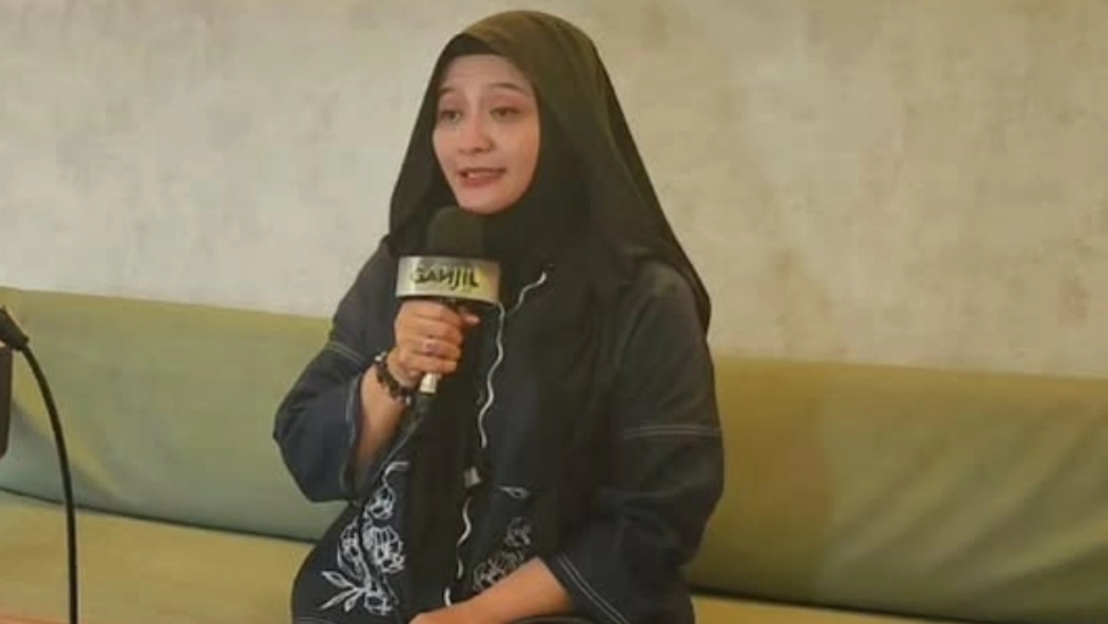 Fenny Rama saat wawancara. [Instagram @fennyramaofficial]