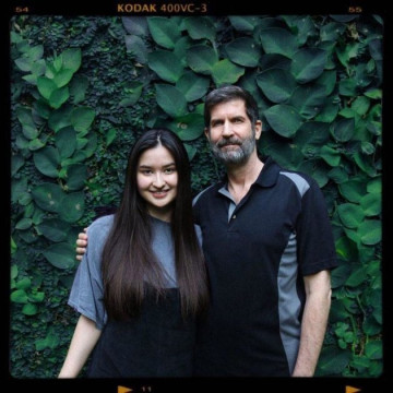 Stephanie Poetri dan sang ayah (instagram.com/stephaniepoetri)