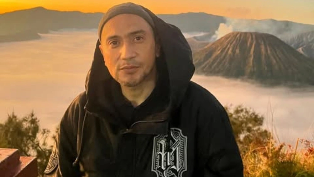 Gary Iskak. [iskak_gary]