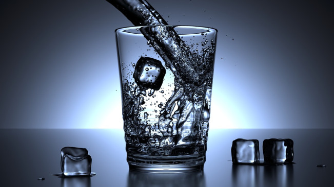 Ilustrasi air minum (Pixabay)