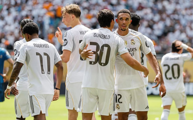 Gonzalo Garcia bersama pemain lain Real Madrid. (Instagram/@realmadrid)