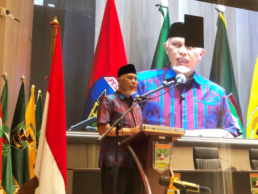 Terpaksa Batalkan Pernikahan Anak, Ini Biodata dan Agama Gubernur Sumbar Mahyeldi Ansharullah