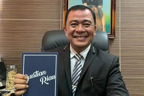 Biodata dan Agama Gustian Riau, Kadisperindag Batam yang Mendadak Viral