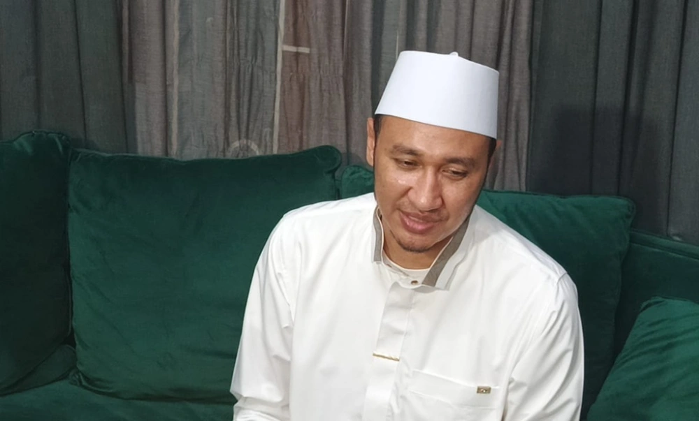 Habib Usman Tegas Bantah Isu Poligami dan Cerai dari Kartika Putri: Istri Saya Cuma Satu!