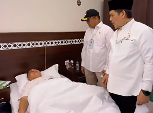 Perawatan jemaah haji yang sakit/Foto: dok Kemenag