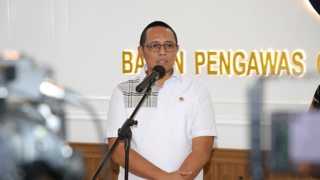 Netizen Serang IG Kepala Kantor Kepresidenan Buntut Pernyataan Paket Kepala Babi Tempo 'Bukan Ancaman'