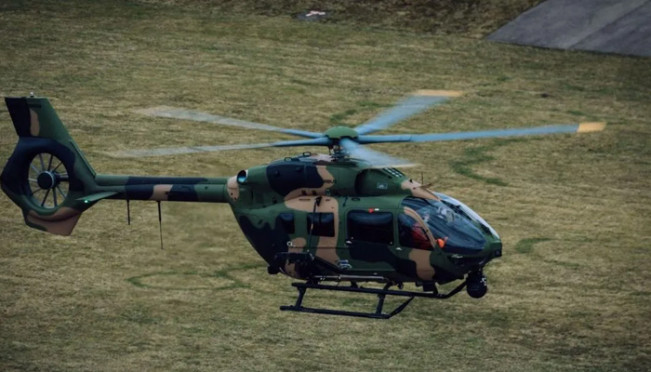 Helikopter TNI AD Mendarat Darurat di Persawahan Blora, Kenapa?