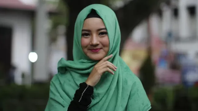 Cukup Minum Air Putih, Tips Detoks Tubuh saat Puasa