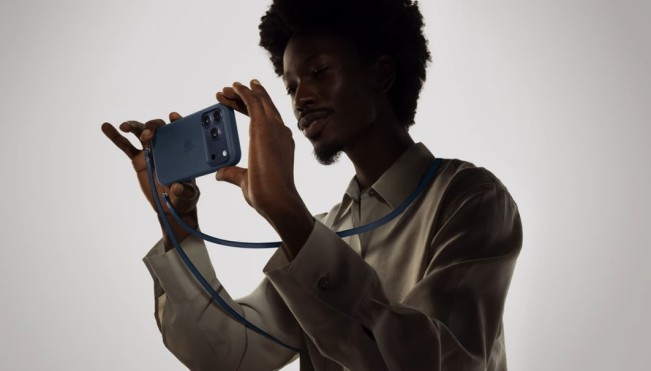 iPhone Air Tertipis 5,6 mm Resmi Meluncur, iPhone 17 Pro Max Tembus Rp31,9 Juta