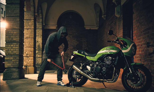 Aksi Dramatis Warga Tangkap Pencuri Motor Bersenjata di Tigaraksa Tangerang