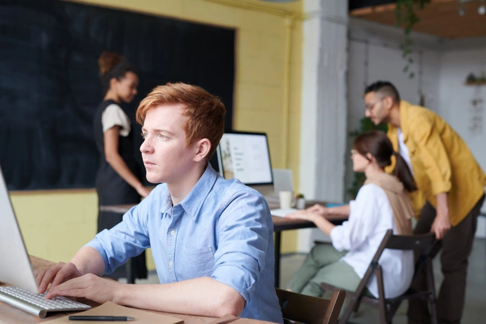 Ilustrasi pertukaran pelajar (Pexels)