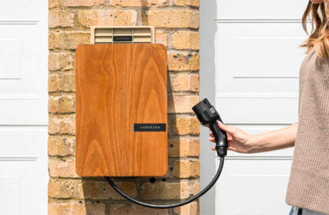 Ilustrasi alat charging kendaraan listrik/Foto: Andersen EV, pexels.com