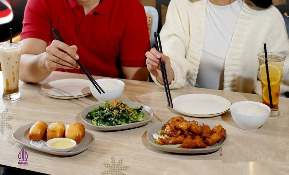 Ilustrasi makan di restoran Ta Wan. [Instagram]