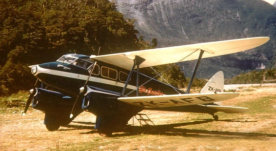 Pesawat Capung Mendarat Darurat di Karawang, Begini Kondisi Badannya Saat Ditemukan