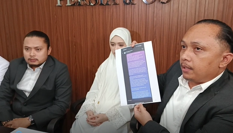 Inara mengaku kini telah berpisah dengan Insanul Fahmi. [FTNews/Raka]