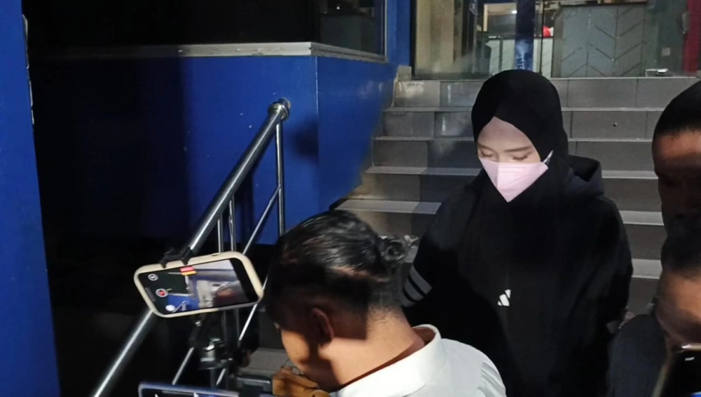 Merasa Tertipu, Inara Rusli Laporkan Insanul Fahmi ke Polda Metro Jaya