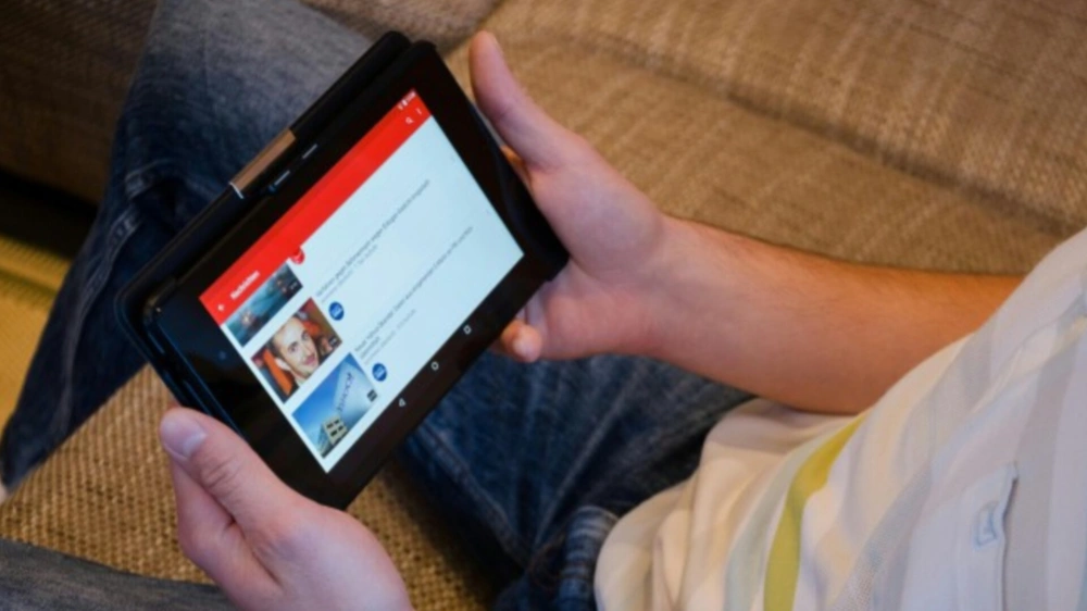 Ilustrasi nonton. [Pexels]