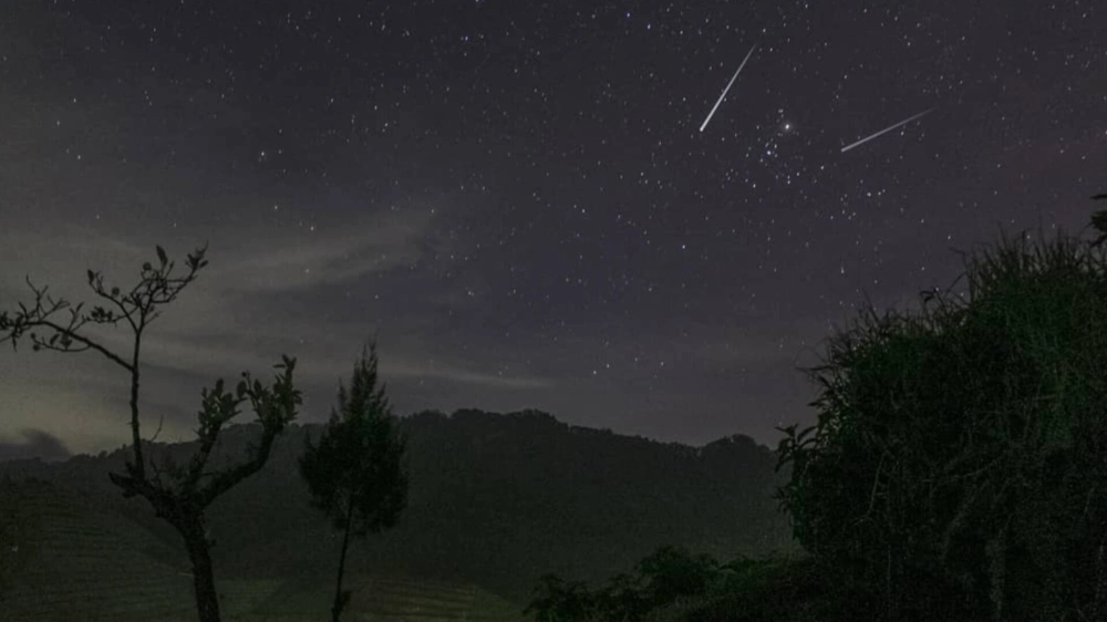 hujan meteor geminid. [Instagram]