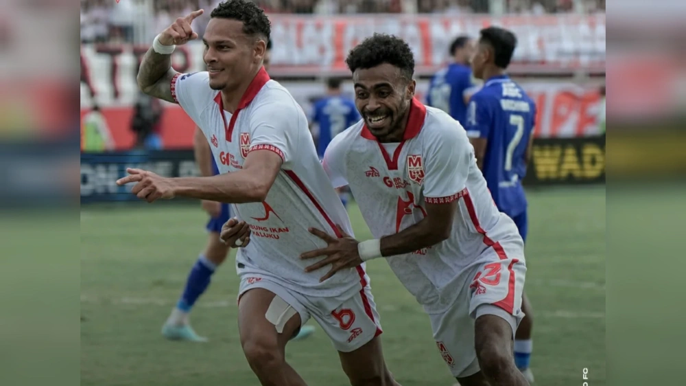 Selebrasi pemain Malut United usai cetak gol. [Instagram]