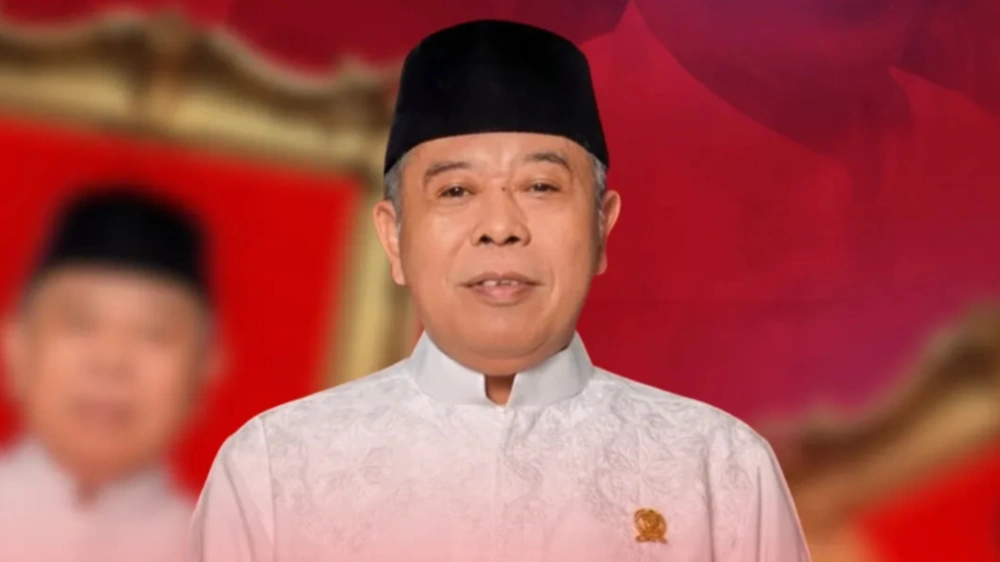 Kusnadi juga sebelumnya menjabat mantan Ketua DPRD Jatim. [Instagram]