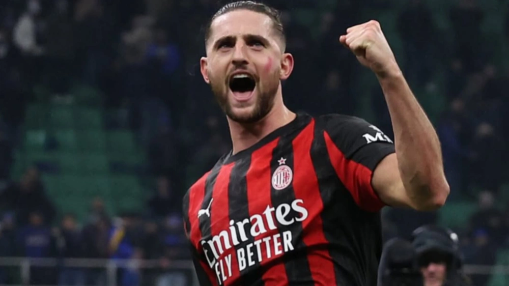 Gelandang AC Milan, Adrien Rabiot. [Instagram]