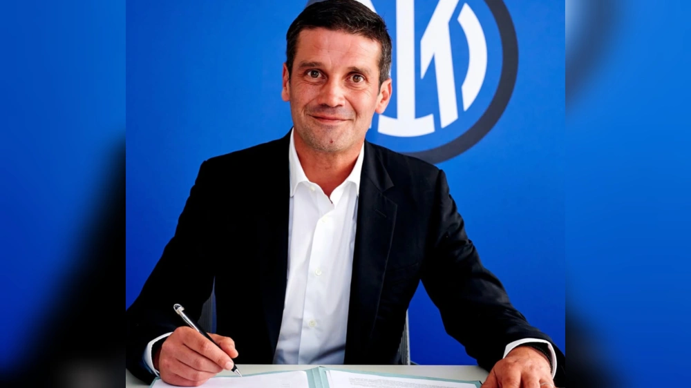 Pelatih Inter Milan, Christian Chivu. [Instagram]