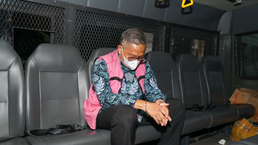 Mantan Direktur Pelaksana PT Inalum berinisial OAK ditahan Kejati Sumut. [Dok. Kejati Sumut]