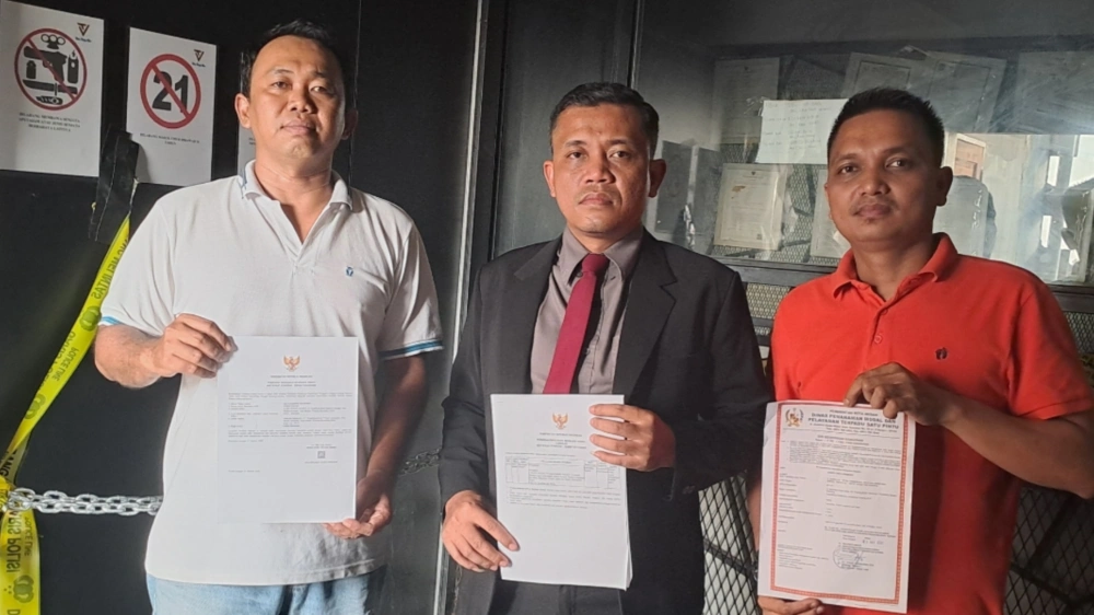 Manajemen Detonga Bar Laporkan Polrestabes Medan ke Mabes Polri. [FT News/Reza D Syahputra]