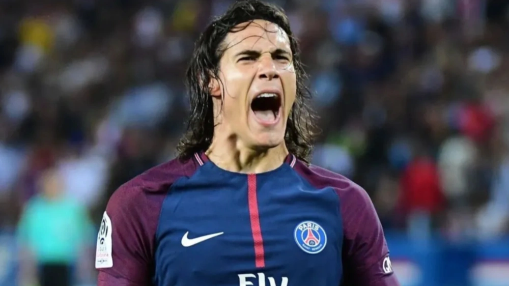 Edinson Cavani saat di PSG. [Instagram]