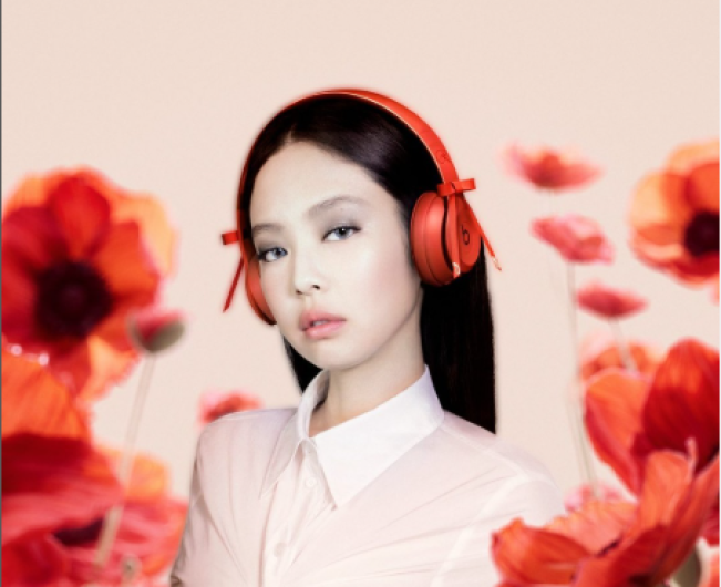 Jennie BLACKPINK x Beats Solo 4 Special Edition Ruby: Harga, Fitur, dan Ketersediaan Global