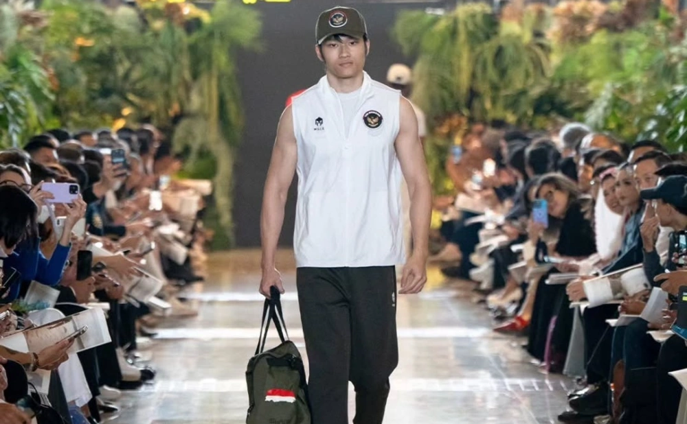 Setiap desain jersey mewakili motif cantik Toraja dan warna khas Indonesia. [Instagram/@timindonesiaofficial]